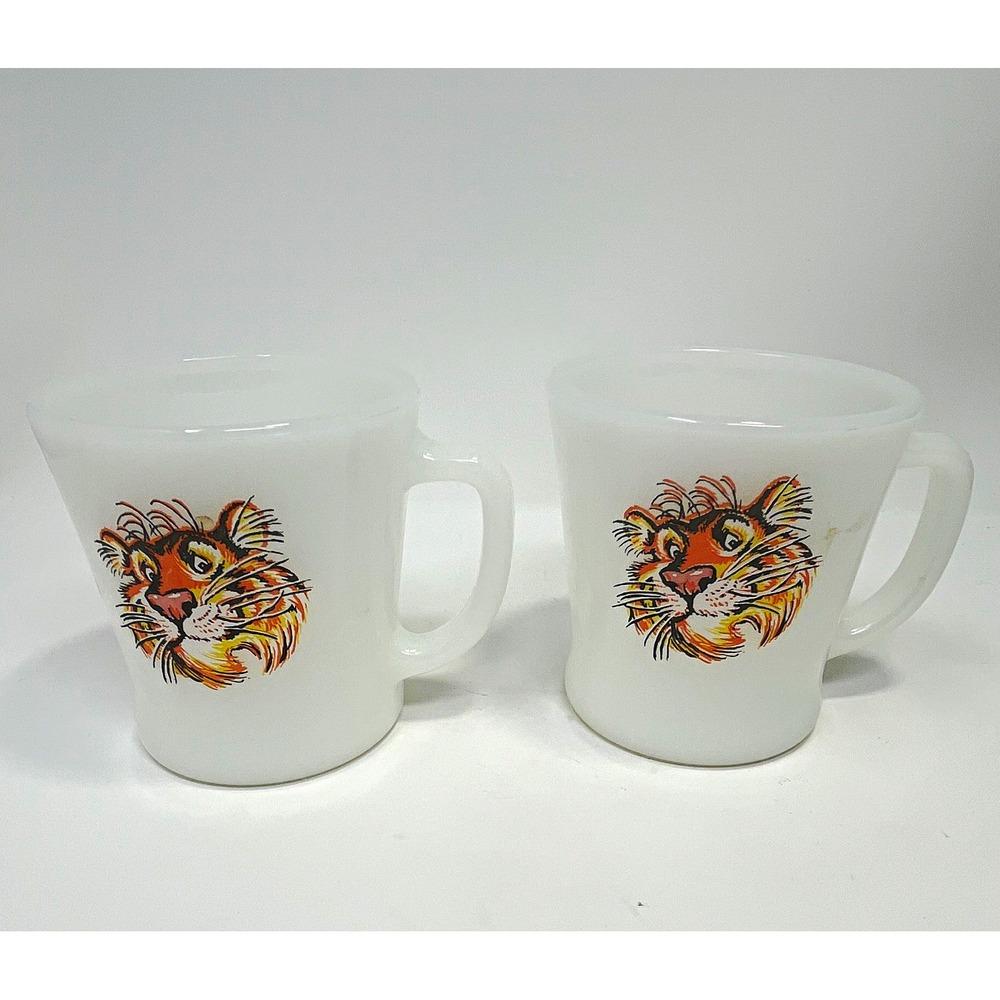 Anchor Hocking Fire King 2 Painted Esso Tiger White Glass Mugs w/ Handles 8 oz